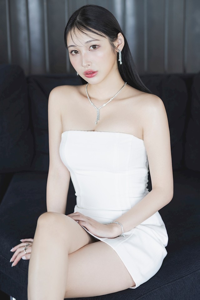 花咲 るりプロフィール写真2